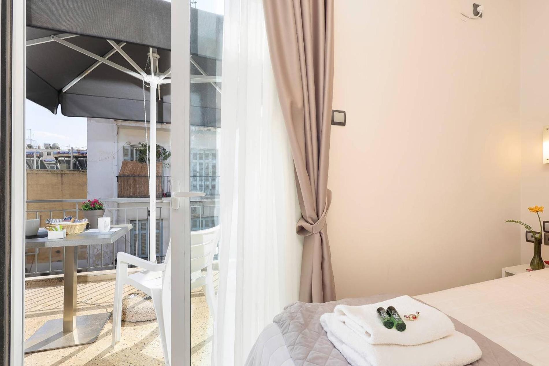 Silver Athens Double Room With Balcony ภายนอก รูปภาพ